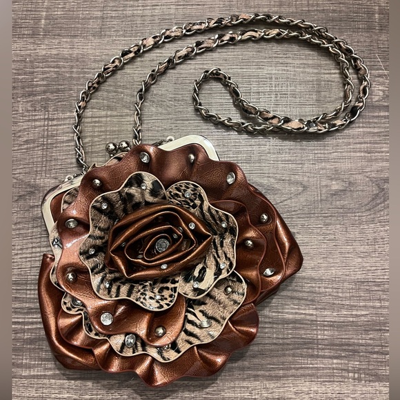 Handbags - Chic Metallic Brown Floral Clutch